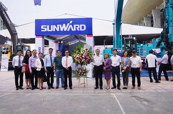 山河智能攜全球領(lǐng)先鑿巖設(shè)備，引爆越南礦業(yè)展