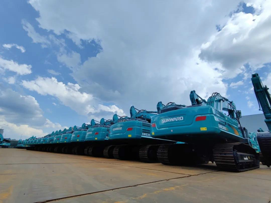 以先導(dǎo)式創(chuàng)新實(shí)現(xiàn)挖掘機(jī)從無到有，從小到大，從大到強(qiáng)！