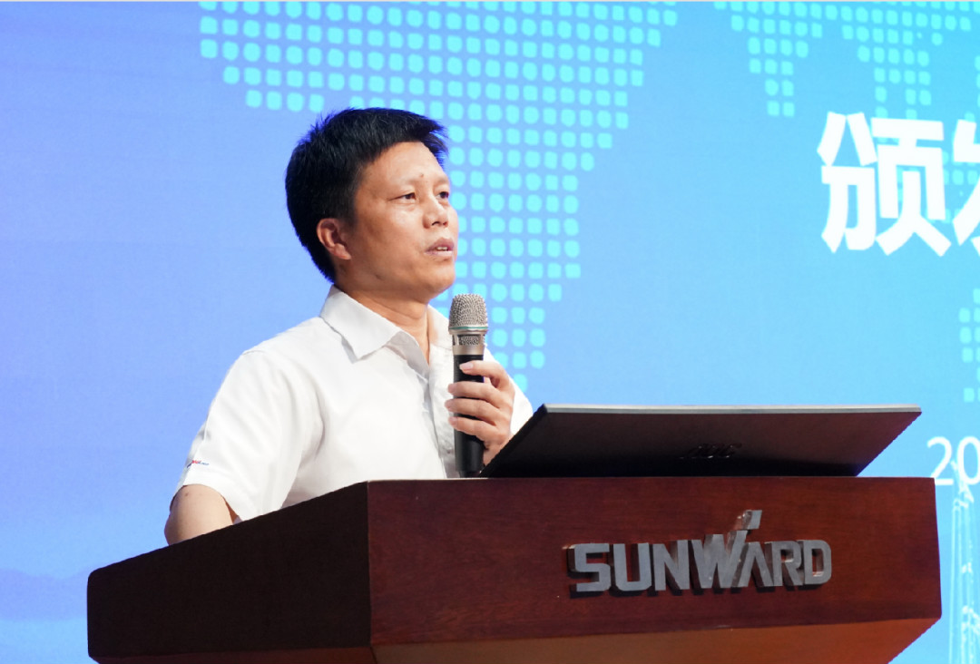 致敬研發(fā) | 山河智能舉辦職稱(chēng)評(píng)定工作總結(jié)暨職稱(chēng)證書(shū)頒發(fā)儀式