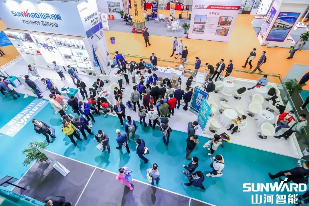 “山河綠”亮相長沙國際工程機(jī)械展，50余款產(chǎn)品盡顯山河智能創(chuàng)新實力