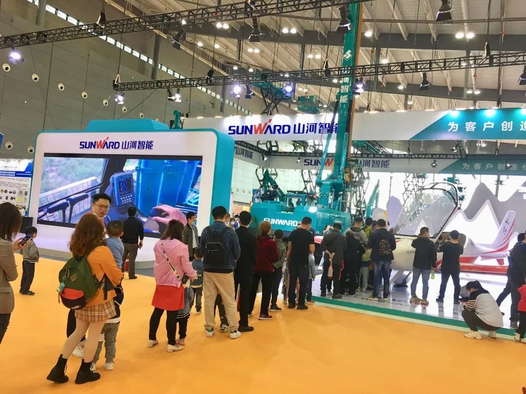“機甲盛宴”長沙展圓滿收官！山河智能展區(qū)亮點精彩回顧