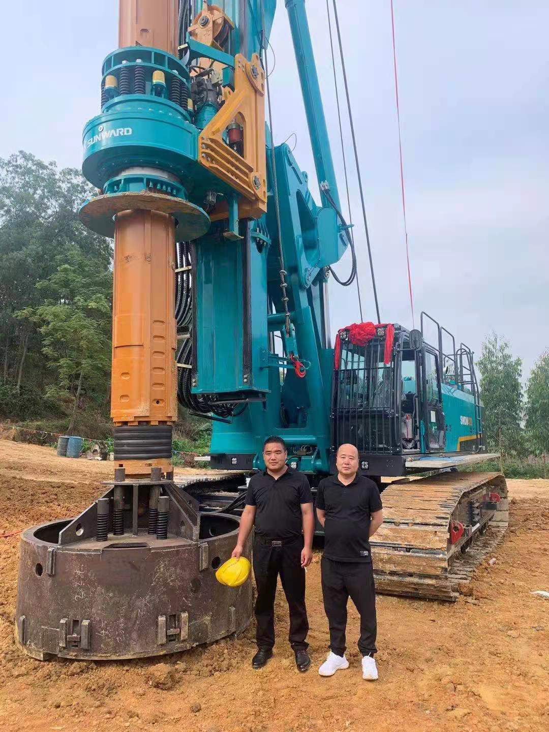 獻(xiàn)力塞上江南！山河智能旋挖鉆機(jī)參建銀昆高速寧夏段 | 百年風(fēng)華筑錦繡山河（4）