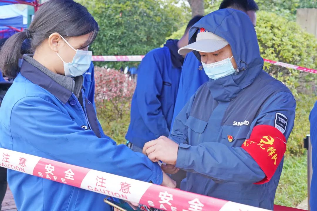 采樣完成率近100%！山河智能第一時間開展全員核酸檢測，保障安全生產(chǎn)