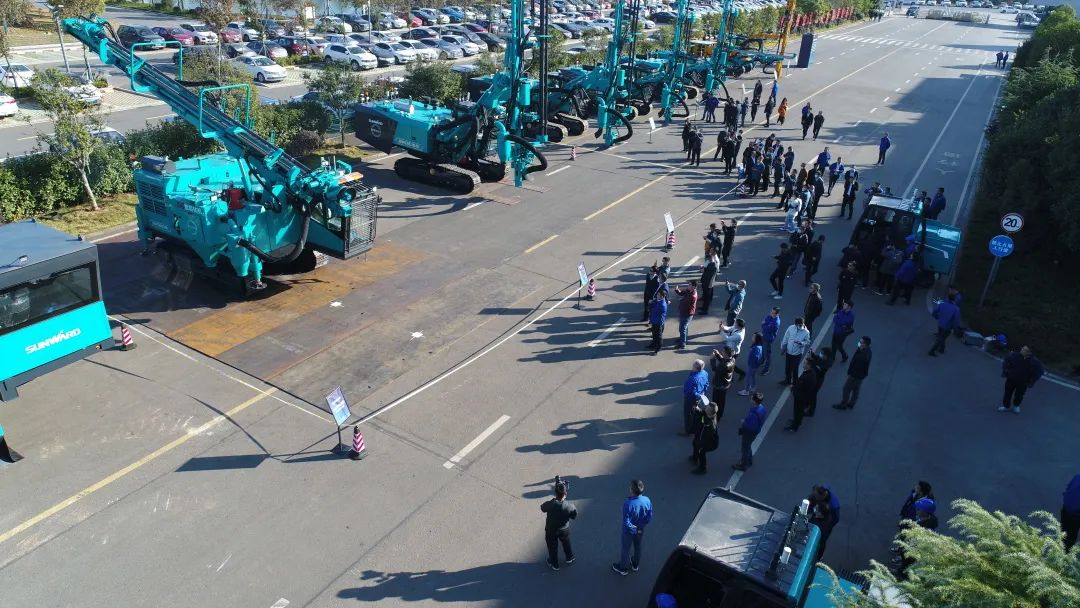 全球首創(chuàng)5G+智能鉆機(jī)重磅發(fā)布，山河智能傾力打造綠色智慧礦山成套裝備