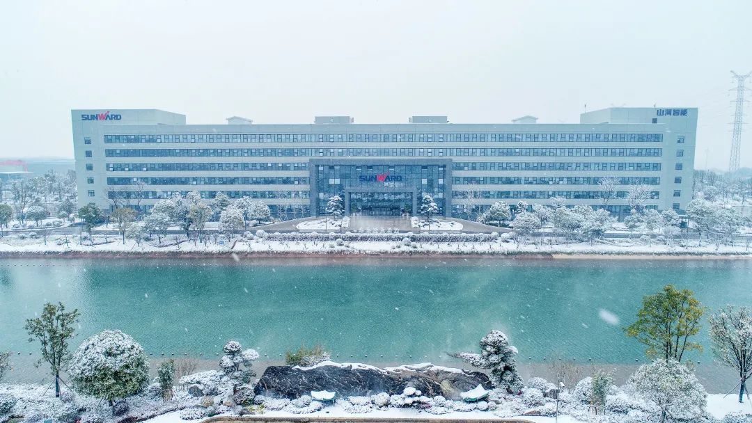 瑞雪兆豐年，邀您共賞雪中山河！