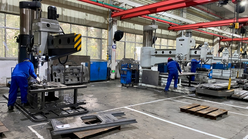 鉚足“虎”勁加油干！山河智能掀起復(fù)工復(fù)產(chǎn)熱潮