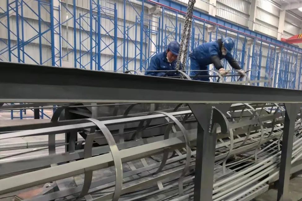 鉚足“虎”勁加油干！山河智能掀起復(fù)工復(fù)產(chǎn)熱潮