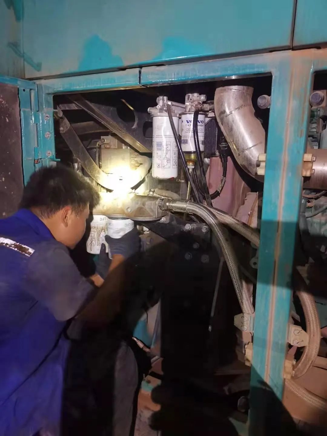 “創(chuàng)造施工奇跡！”他們和山河智能“超級(jí)樁備”一起助建燕磯長(zhǎng)江大橋