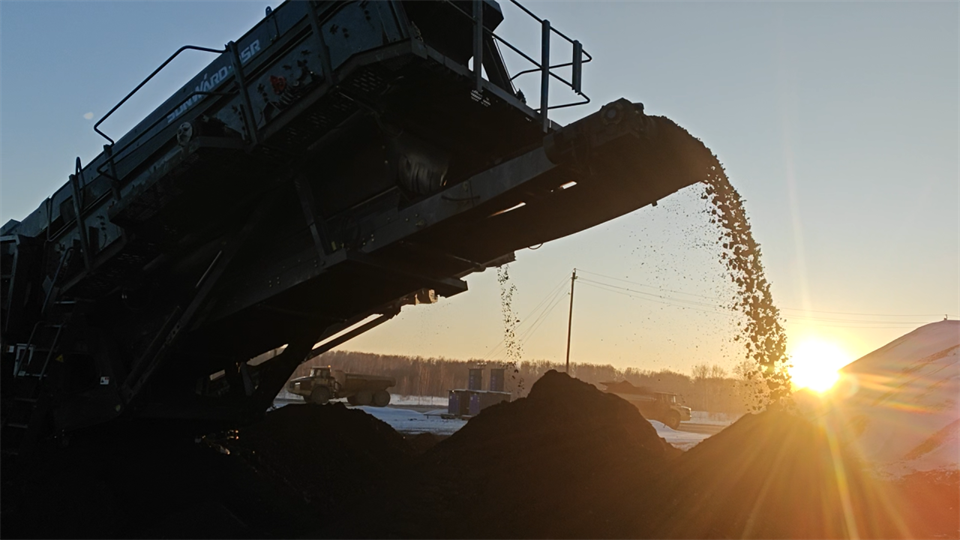 不懼-30℃極寒挑戰(zhàn)，山河普石勒破碎篩分設(shè)備穩(wěn)定運(yùn)行！