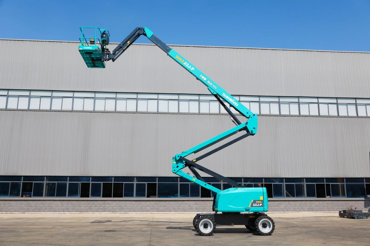 技術(shù)新標桿！山河智能SWA22J-P柴動曲臂式高空作業(yè)平臺下線！