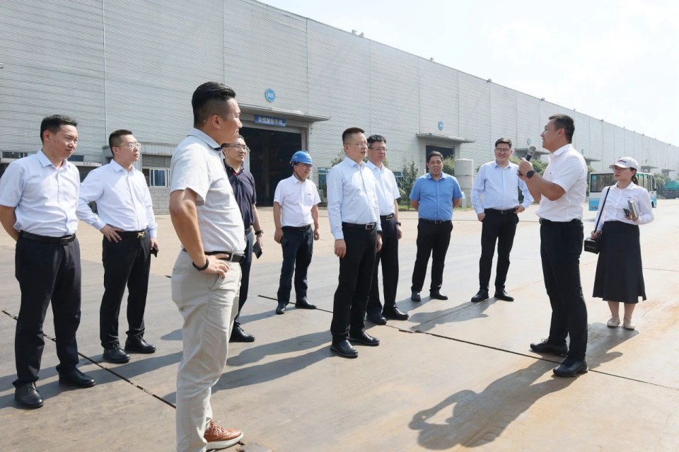 共商合作，建華控股有限公司董事長汪貴華到訪山河智能