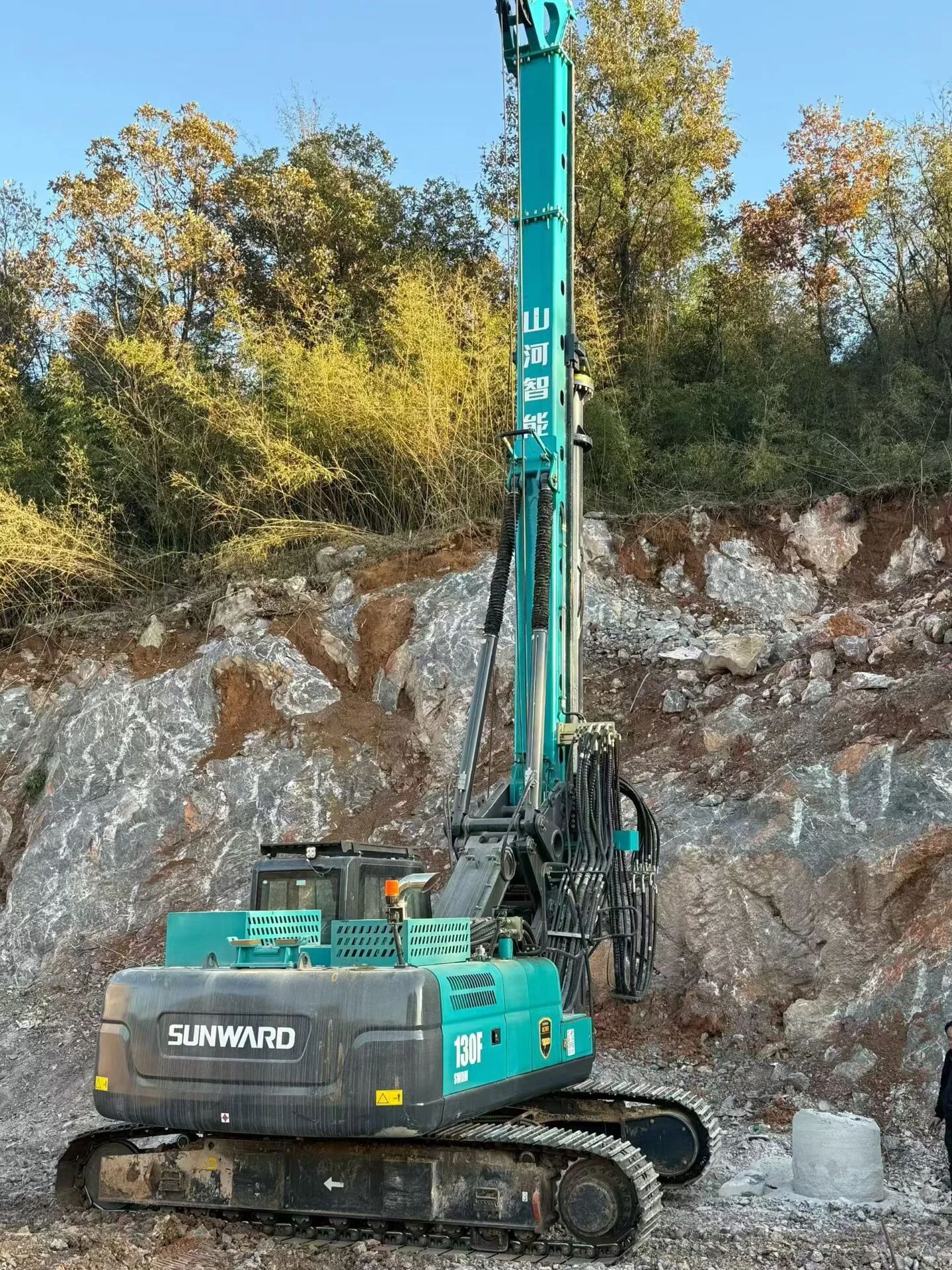 從國家重點(diǎn)工程到鄉(xiāng)村安居建設(shè)，山河智能旋挖鉆機(jī)實(shí)現(xiàn)跨場景擔(dān)當(dāng)