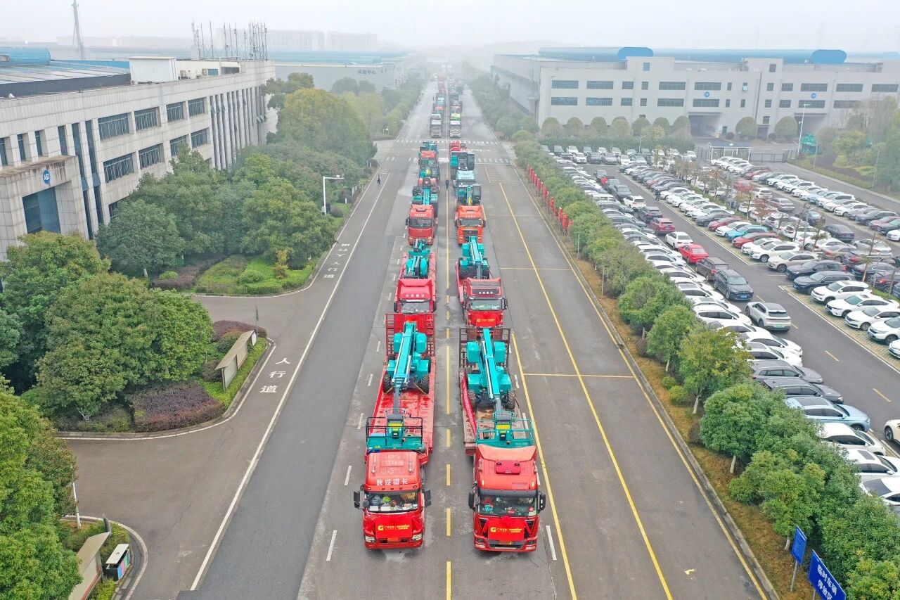 山河智能舉行2026年正月系列發(fā)貨儀式，過(guò)億元設(shè)備奔赴全球