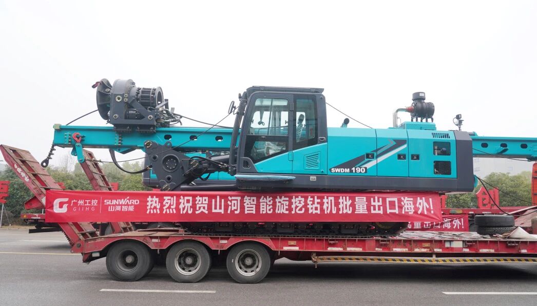 山河智能舉行2026年正月系列發(fā)貨儀式，過(guò)億元設(shè)備奔赴全球